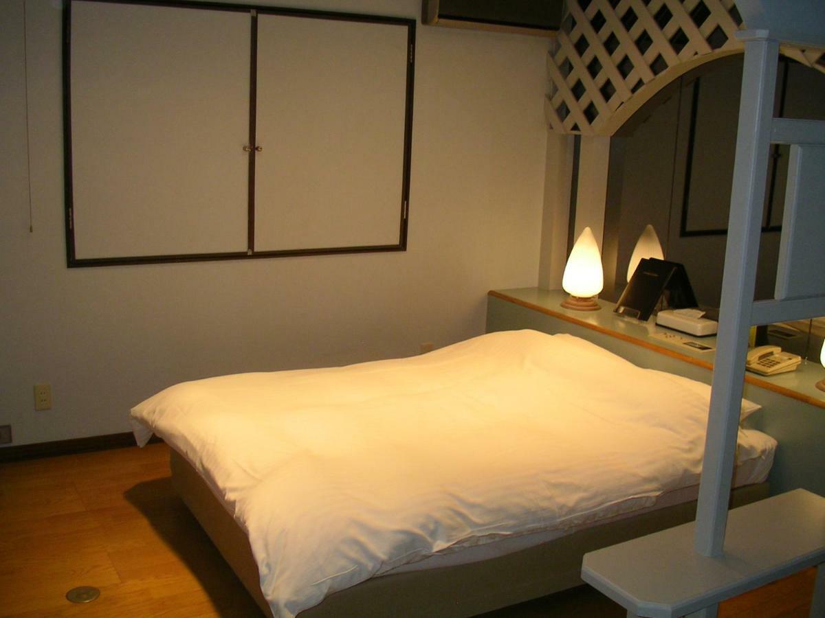 Youraku โรงแรม 2*