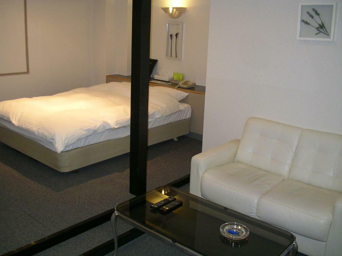 Youraku โรงแรม 2*